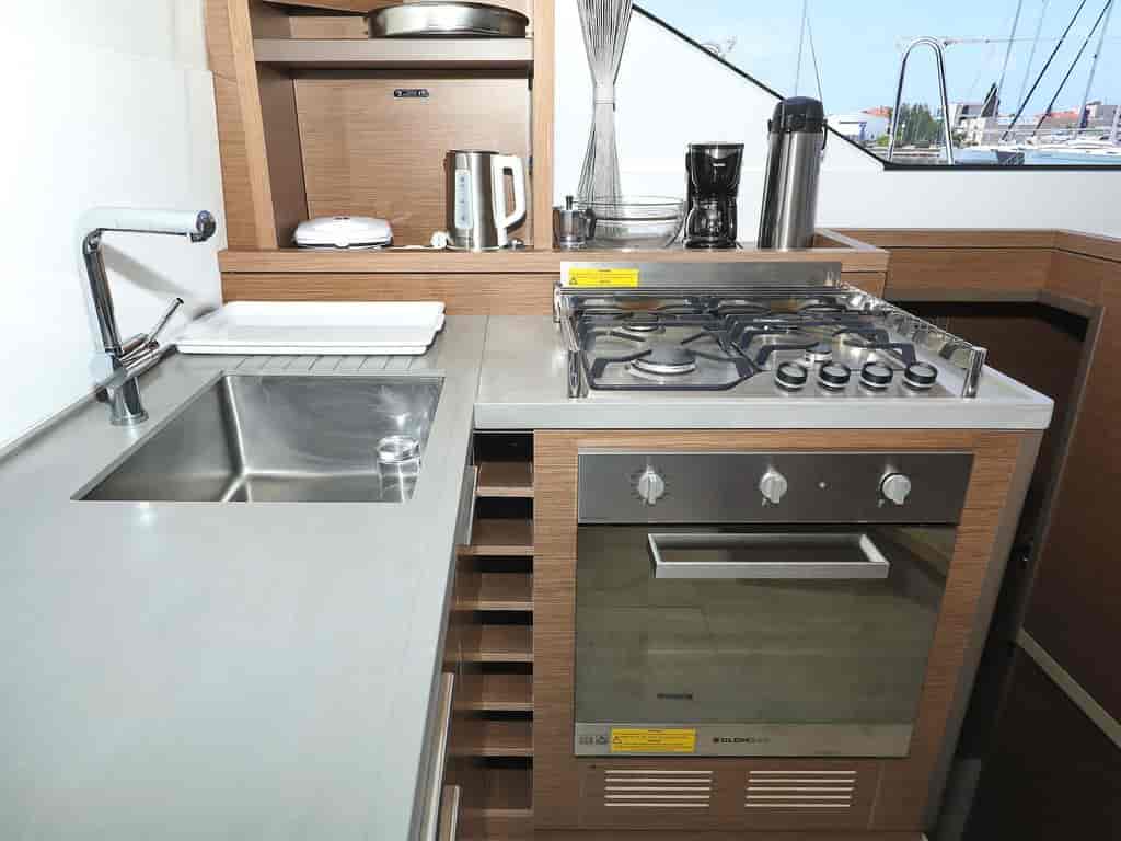 Boat picture 12