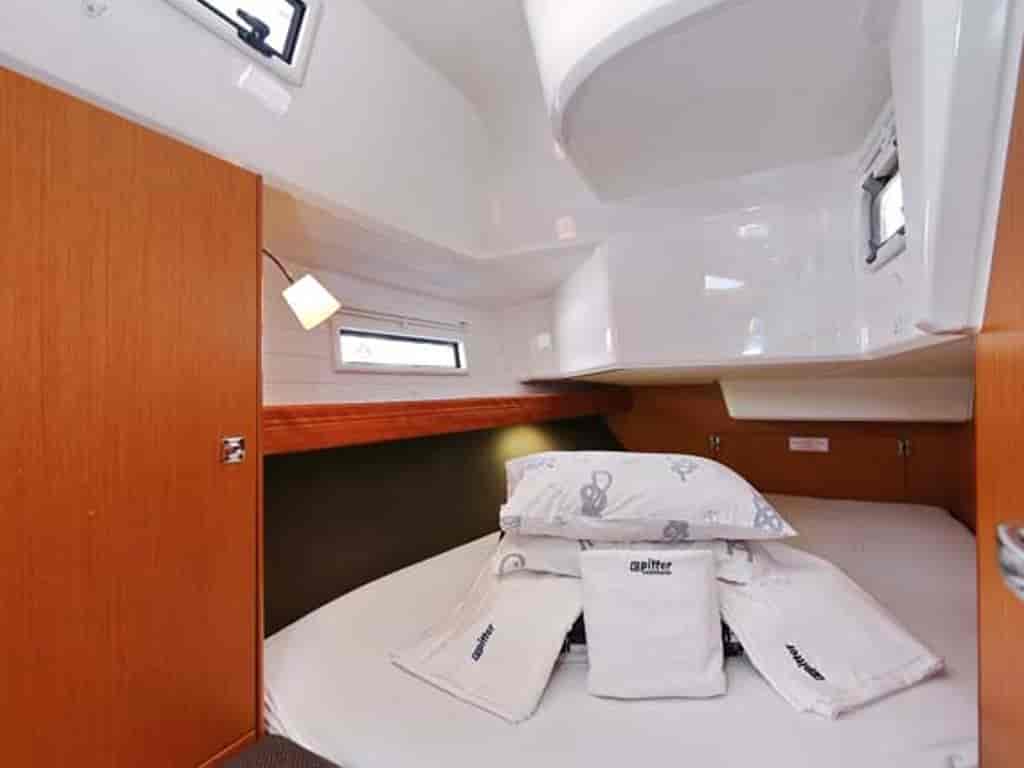 Boat picture 17