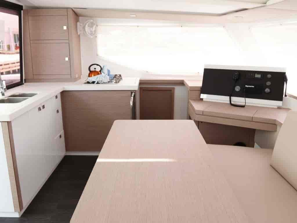 Boat picture 17
