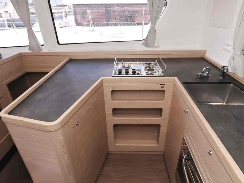 Boat picture 37