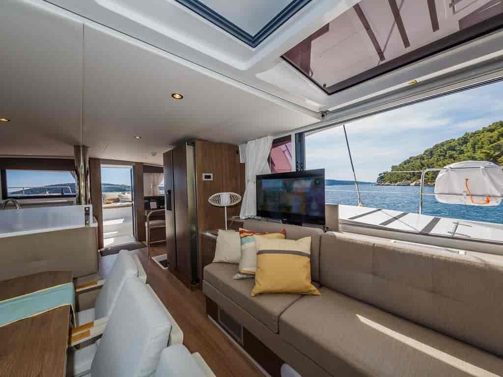Boat picture 17