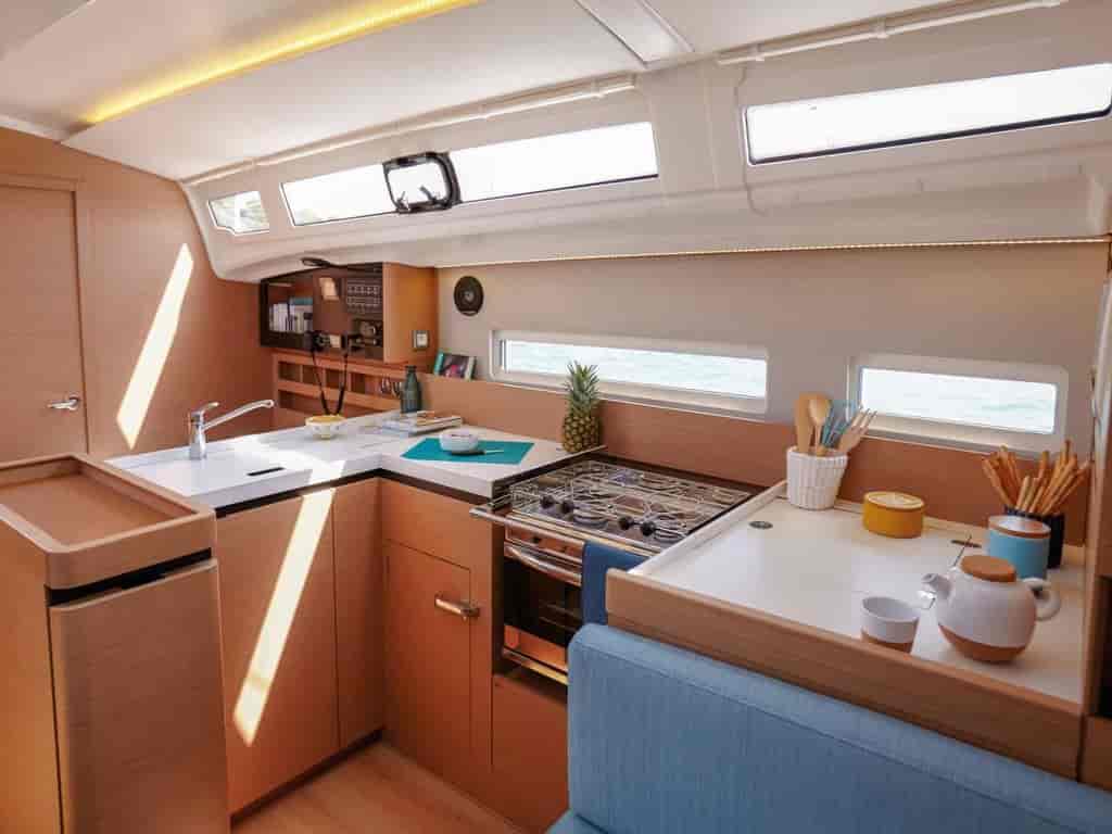 Boat picture 9