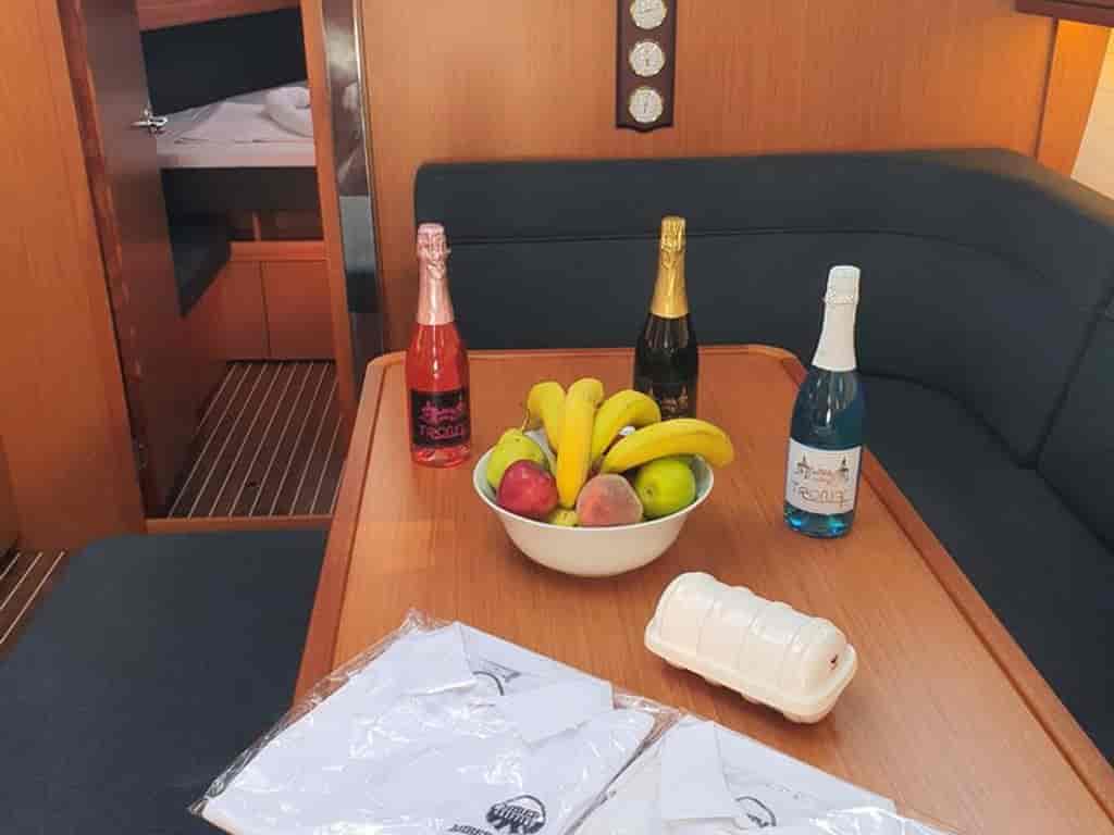 Boat picture 9