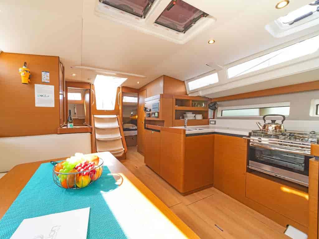 Boat picture 9