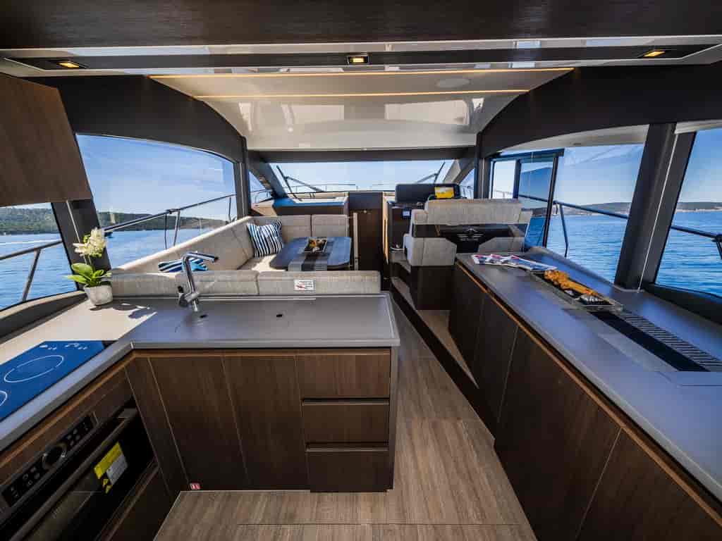 Boat picture 17