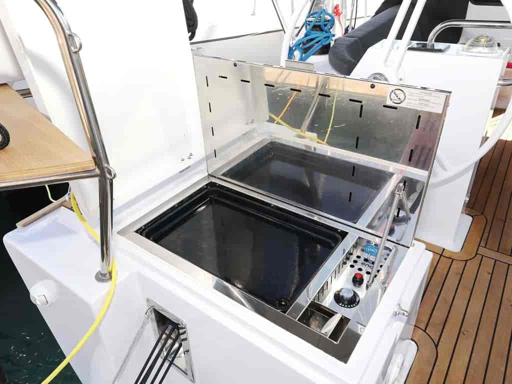 Boat picture 9