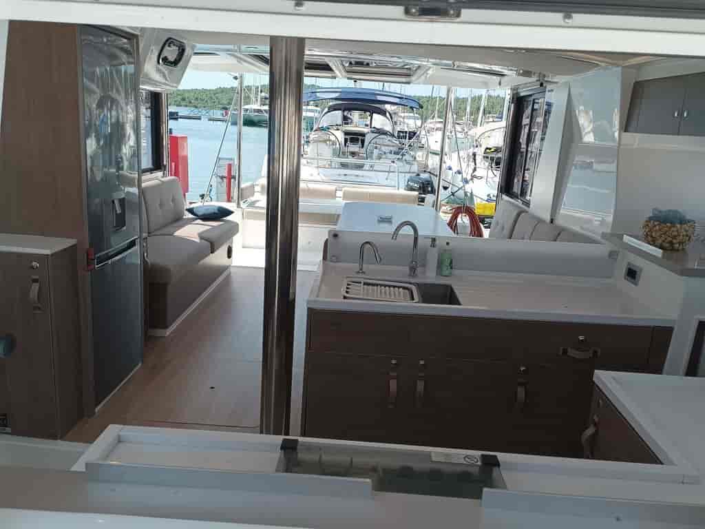 Boat picture 10