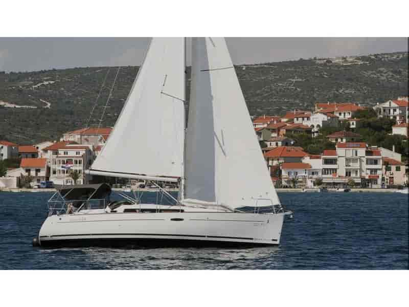 Photo of undefined, image 1 of 8