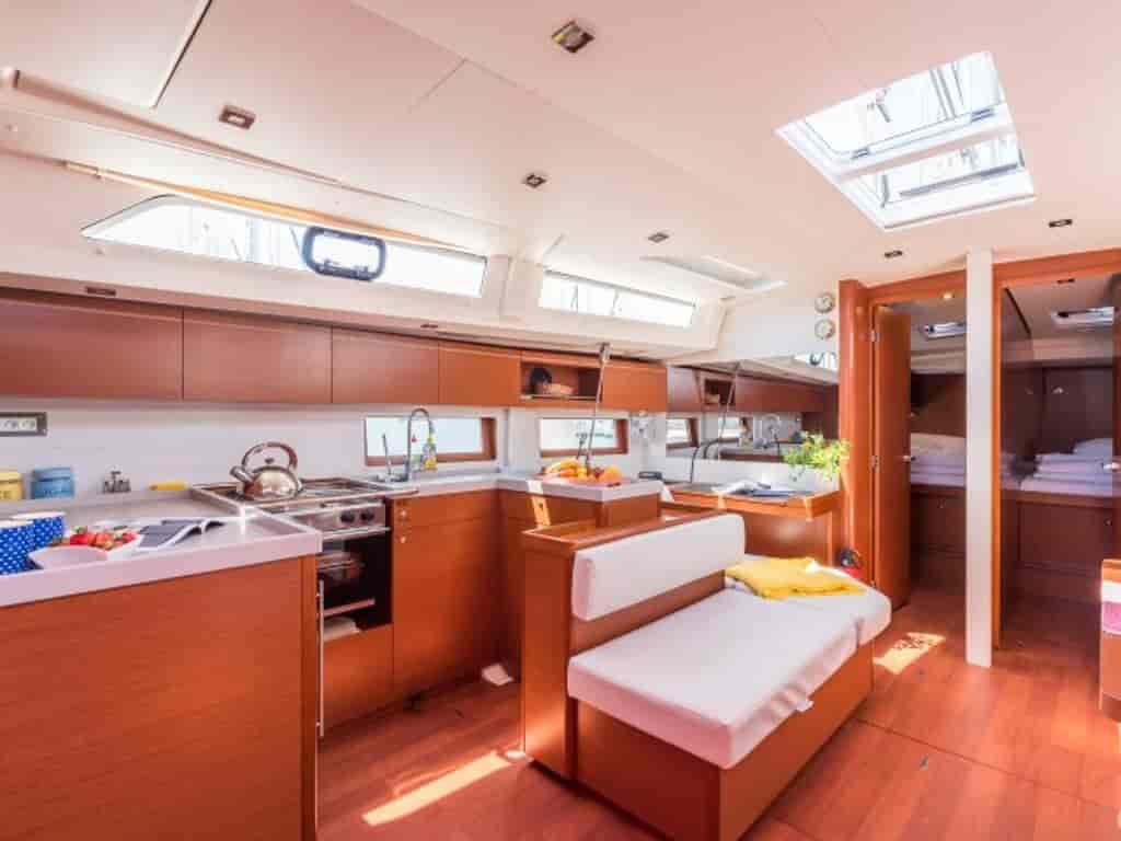 Boat picture 13