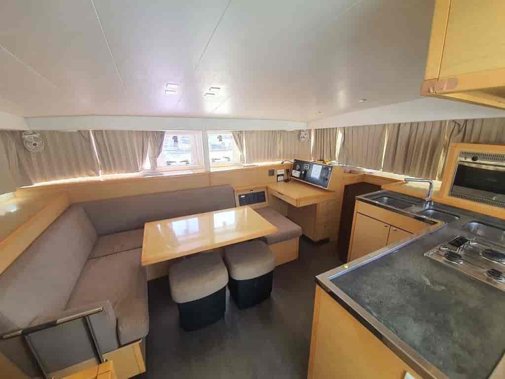 Boat picture 9