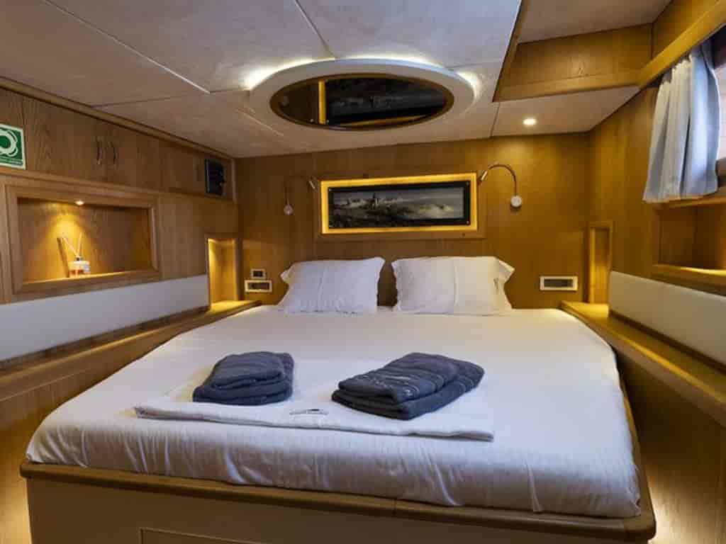 Boat picture 16