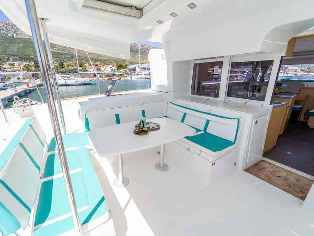 Boat picture 17