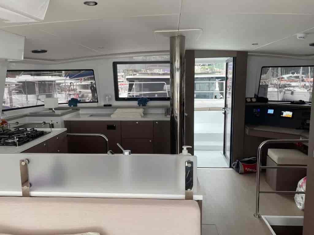 Boat picture 14