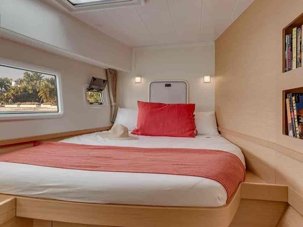 Boat picture 9