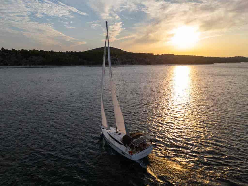 Boat picture 9