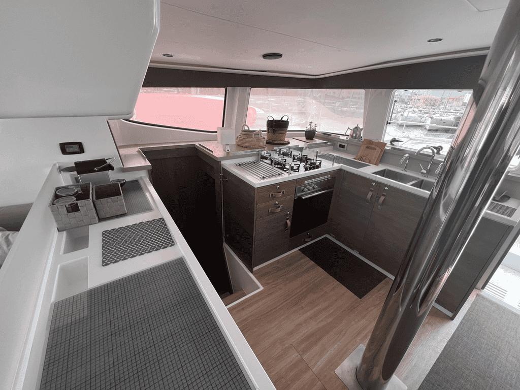 Boat picture 11