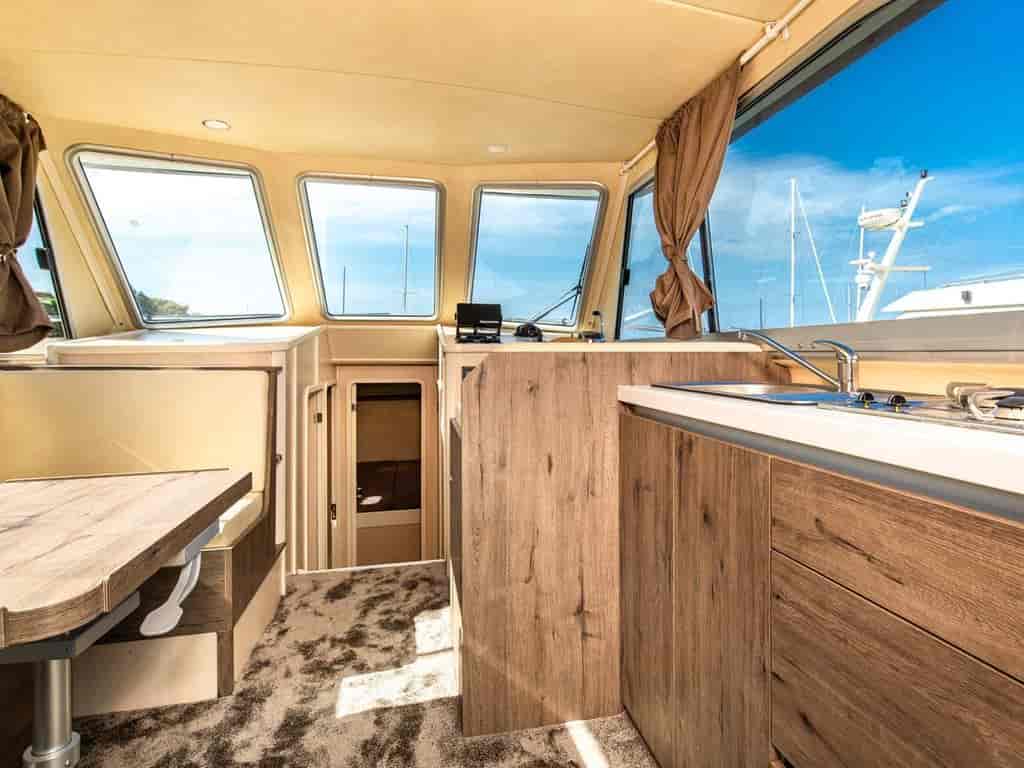 Boat picture 17