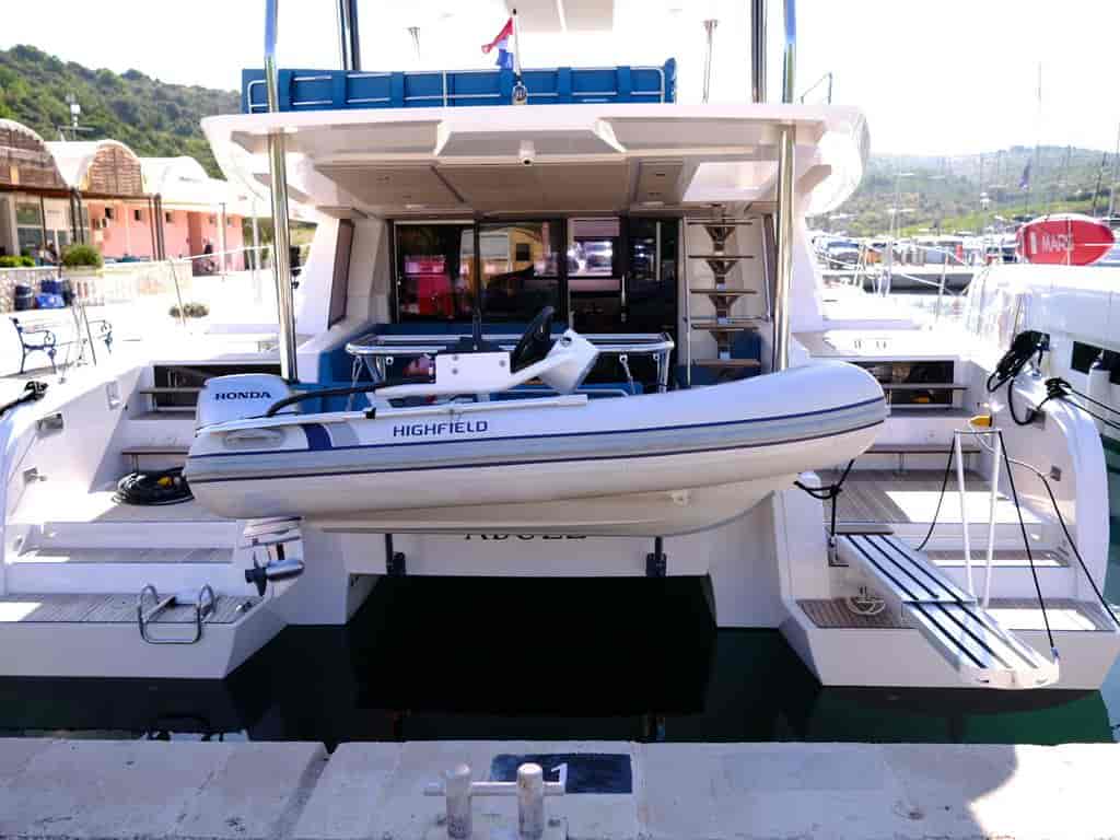 Boat picture 17