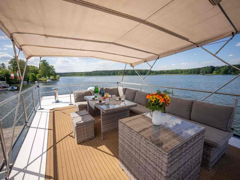 Boat picture 9