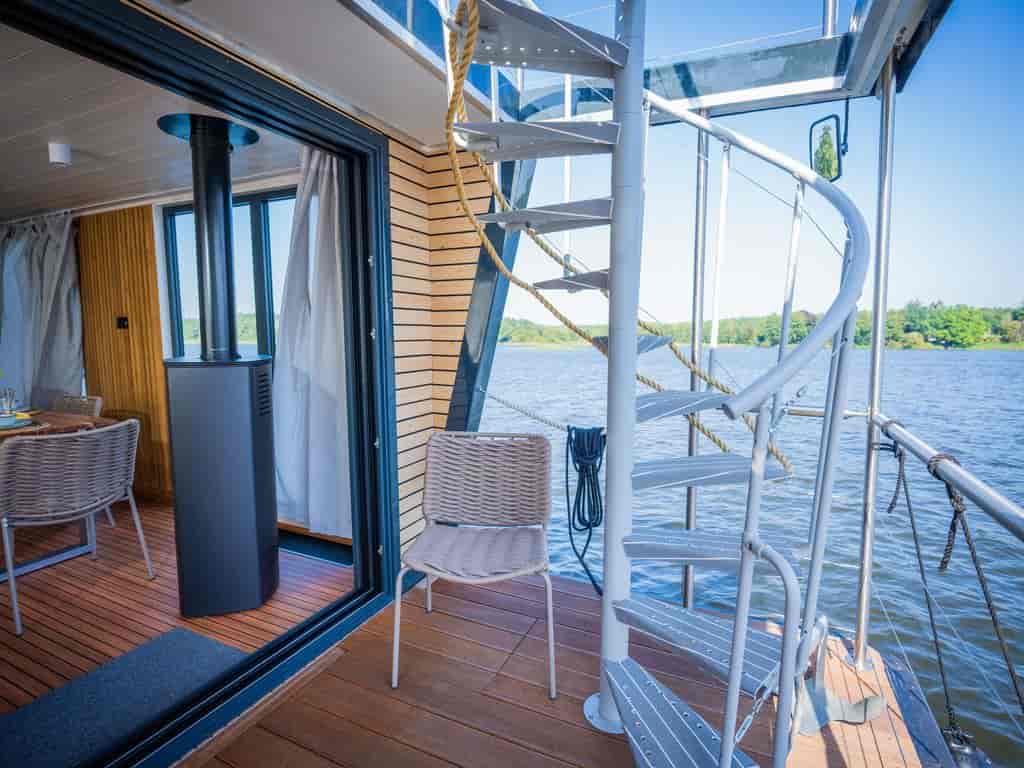 Boat picture 15