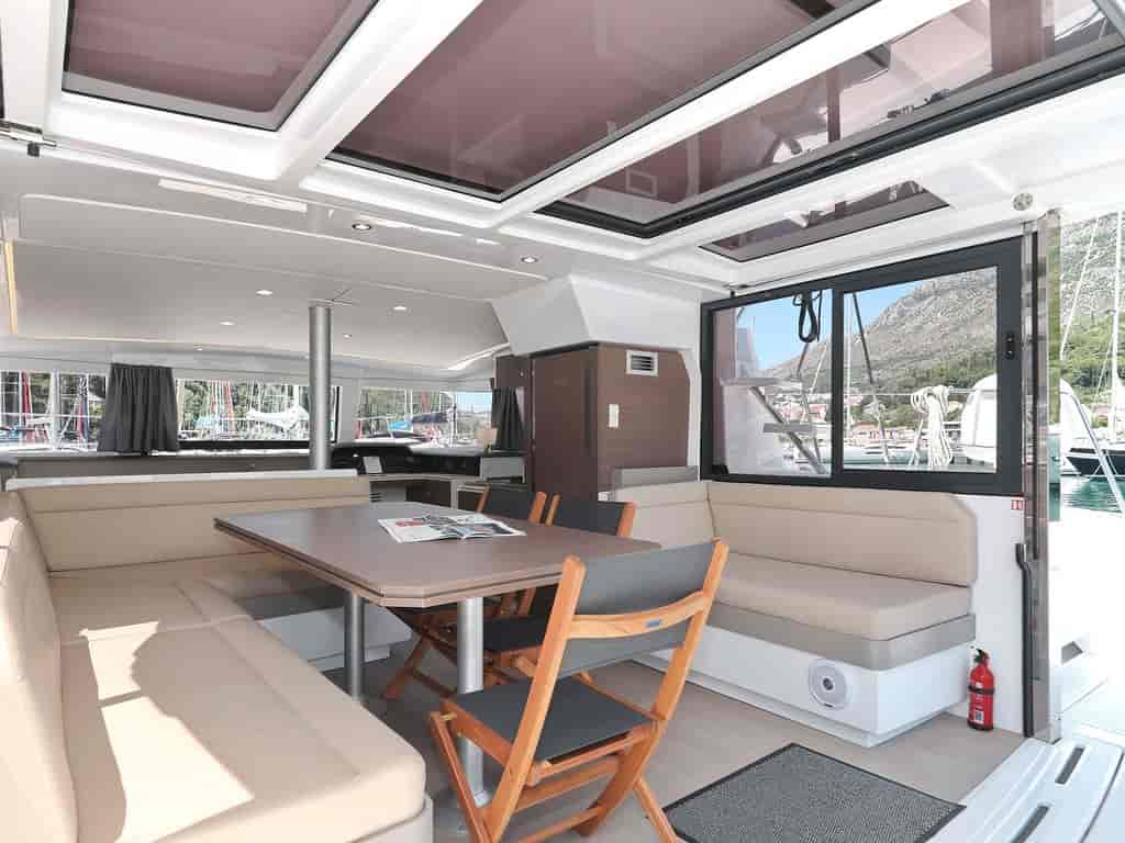 Boat picture 9
