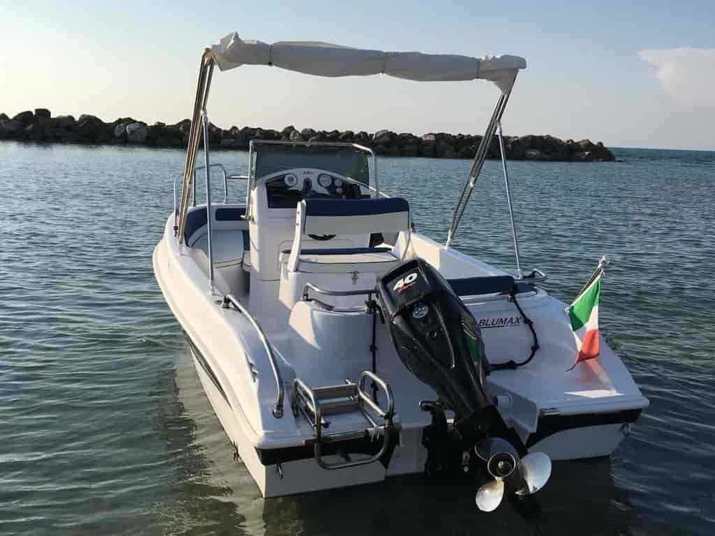 Boat picture 4