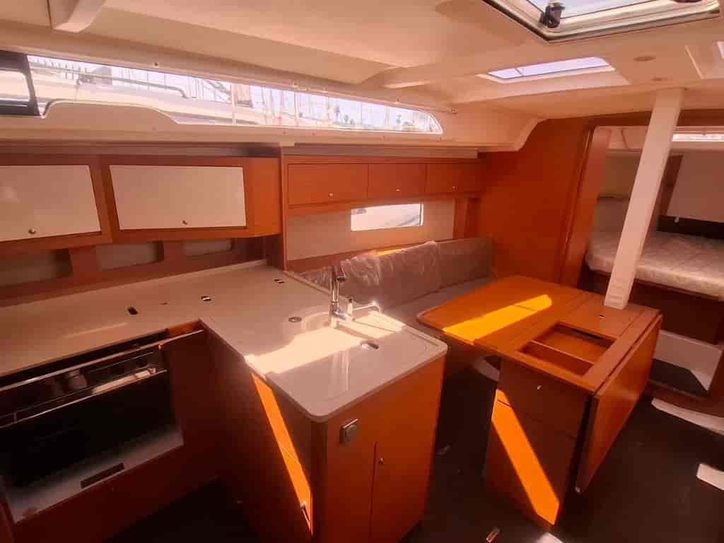 Boat picture 9