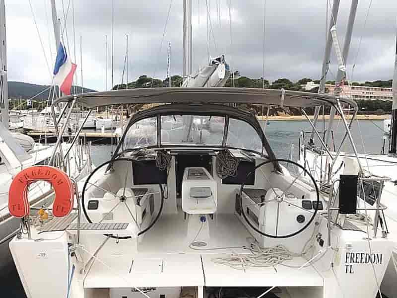 Photo of undefined, image 1 of 4