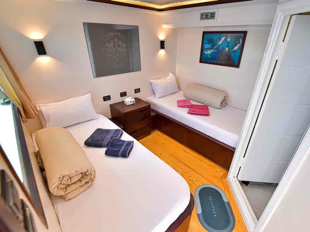 Boat picture 3