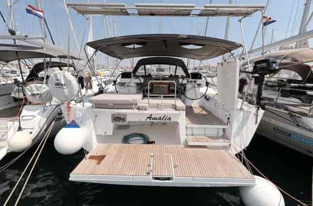 Photo of Amalia, image 1 of 5