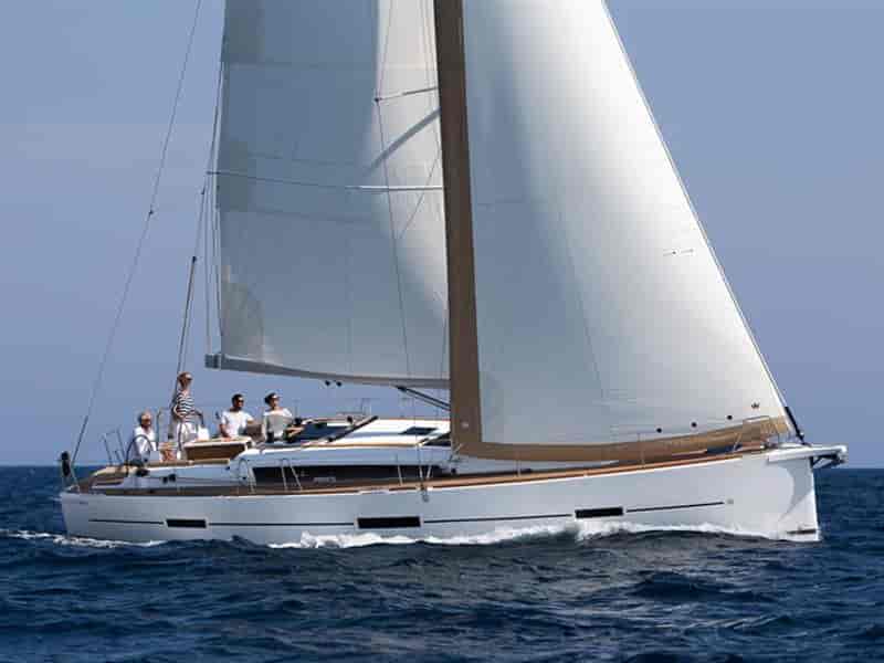 Photo of Almar, image 1 of 5