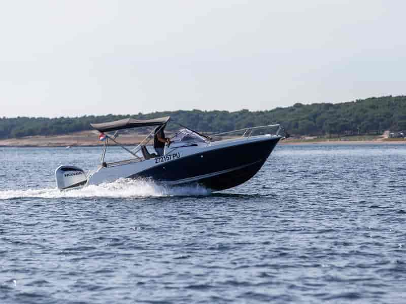 Photo of Cap Camarat 6.5 WA, image 1 of 5